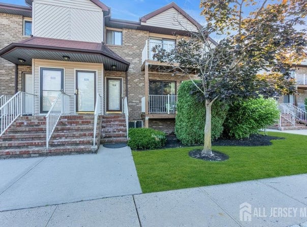 4511 Birchwood Court, North Brunswick, NJ 08902