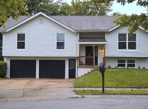 112 NW 101st Terrace, Kansas City, MO 64155