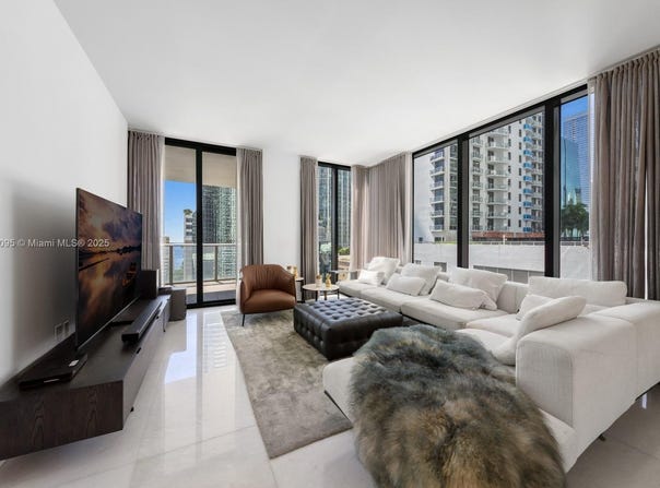 1010 Brickell Ave, Miami, FL 33131
