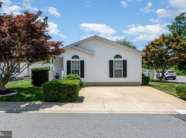 108 CURRY AVENUE, CONOWINGO, MD 21918