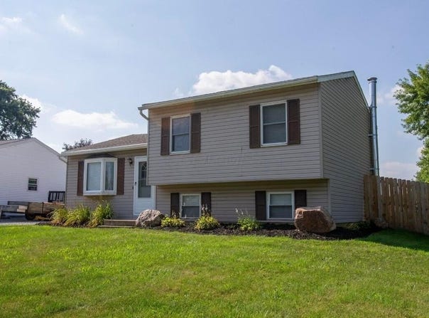 1438 Peachtree Drive, Ashland, OH 44805