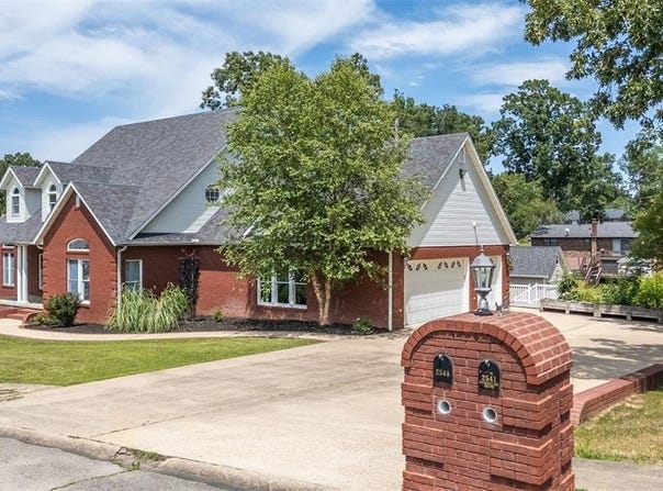 2548 Stone Ridge Drive, Poplar Bluff, MO 63901
