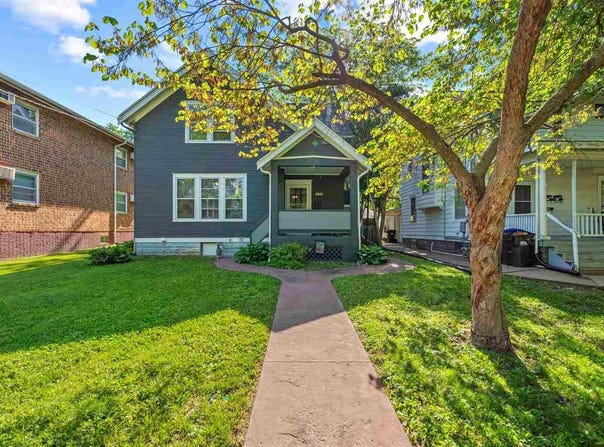 408 S Governor St, IowaCity, IA 52240