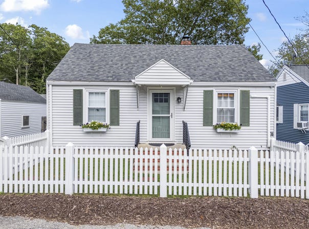 6 Pine Lane, Old Orchard Beach, ME 04064