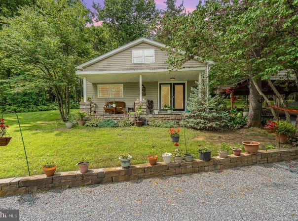 723 BAKERS WATERING TROUGH ROAD, EAST BERLIN, PA 17316