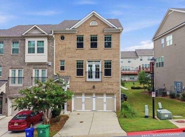 1328 Rosen Road, Brookhaven, GA 30319