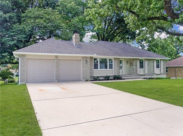 7404 Willow Avenue, Raytown, MO 64133