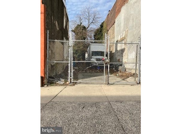 770 N BROOKLYN Street, PHILADELPHIA, PA 19104