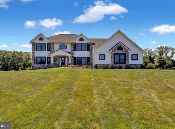 34 CHASEN COURT, READING, PA 19608