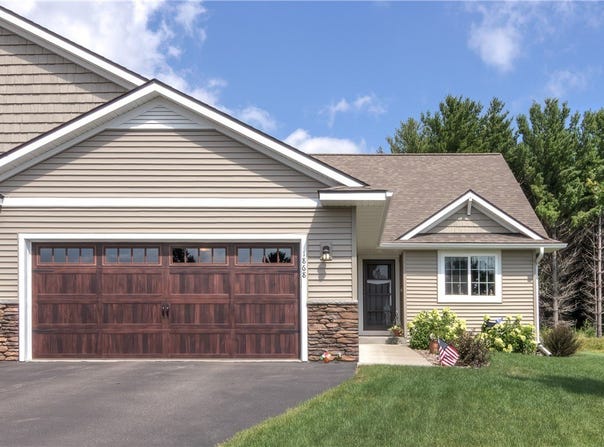1868 Willow Creek Parkway, Chippewa Falls, WI 54729
