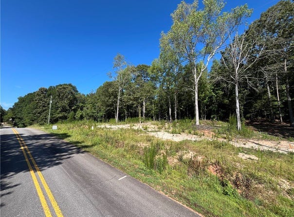 230 Old Knox Bridge Road, Fair Play, SC 29643