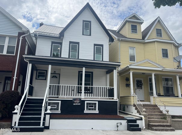 2602 W Chestnut Avenue, Altoona, PA 16601
