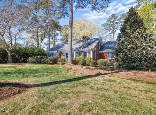 806 S First Street, Smithfield, NC 27577