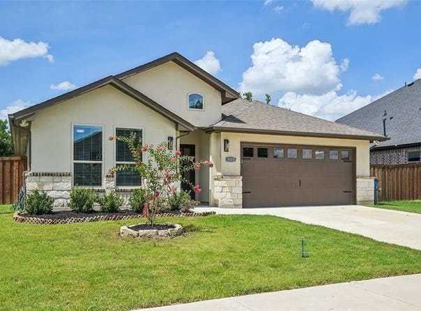 1067 Lake Trail, Little Elm, TX 75068
