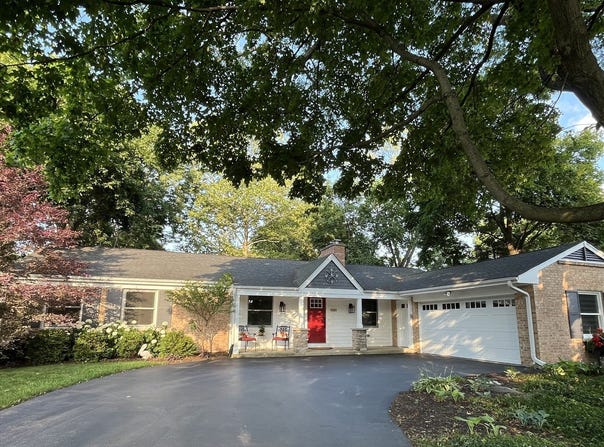 441 Highland Avenue, Crystal Lake, IL 60014
