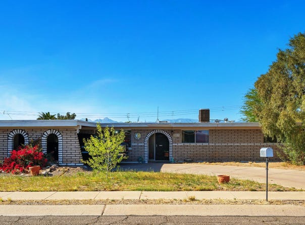 8513 E 20th Street, Tucson, AZ 85710