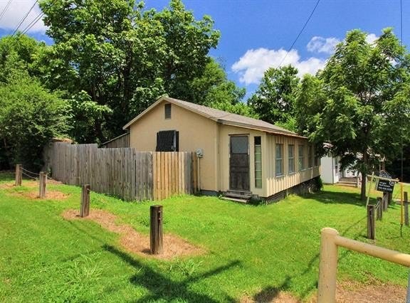 516 W Fox Street, Tahlequah, OK 74464