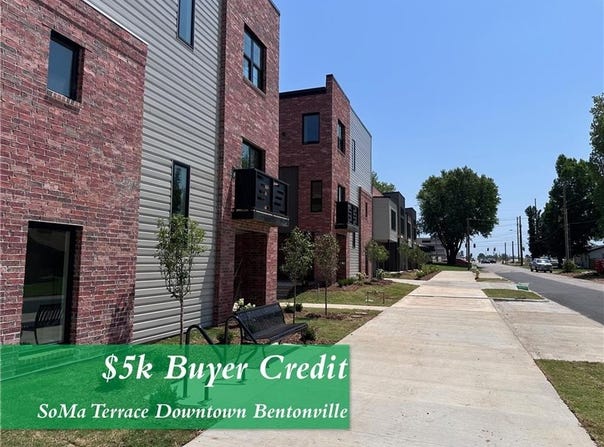 927  SE 10th  ST, Bentonville, AR 72712