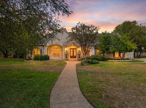 701 Highland Spring Ln, Georgetown, TX 78633