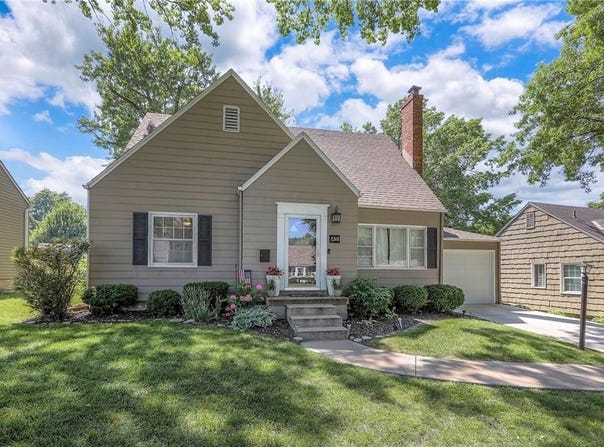5318 Juniper Drive, Roeland Park, KS 66205
