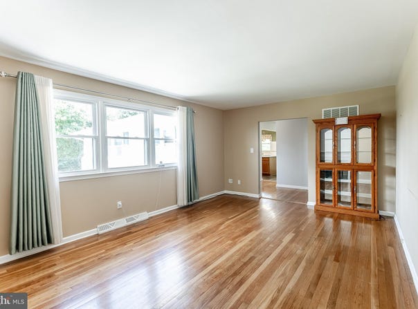 823 GRANDE LANE, HOCKESSIN, DE 19707