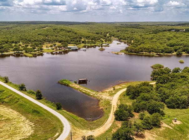 380 PR 297, Bowie, TX 76230