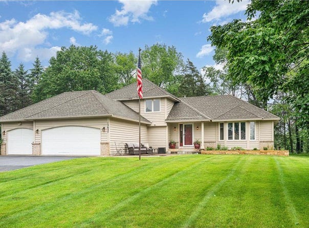 15657 Juniper Ridge Drive NW, Ramsey, MN 55303