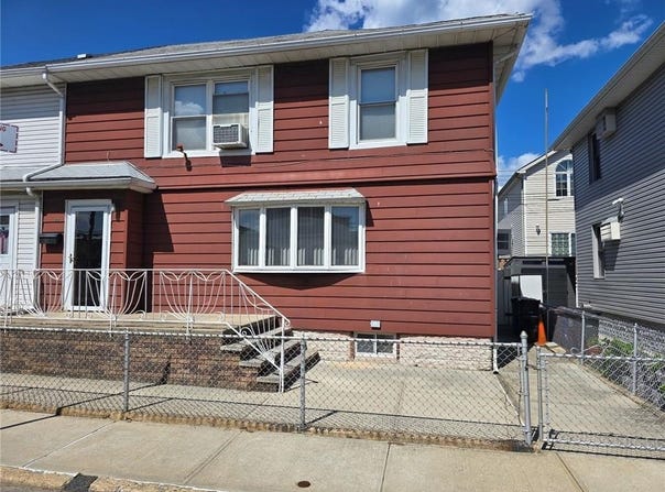 22 Bevy Court, Brooklyn, NY 11229