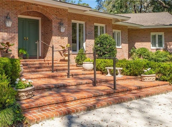 104 Colony Place, St Simons Island, GA 31522