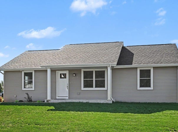 20572 Matthew Drive, Milford, IN 46542