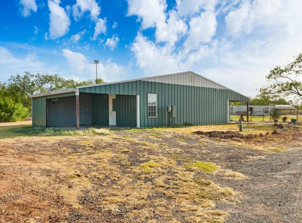 11649 S FM 368, Iowa Park, TX 76367