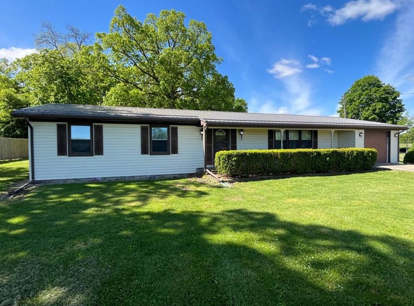 11264 E  550 S, Laotto, IN 46763