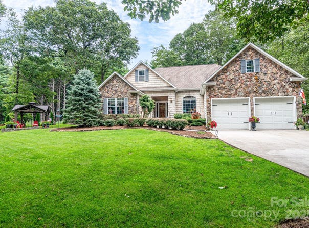 136 Fawn Lane unit: 10, Roaring Gap, NC 28668
