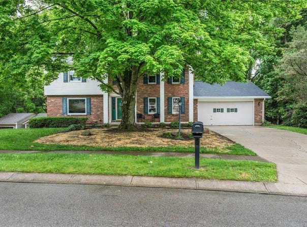 762 Chipplegate, Centerville, OH 45459