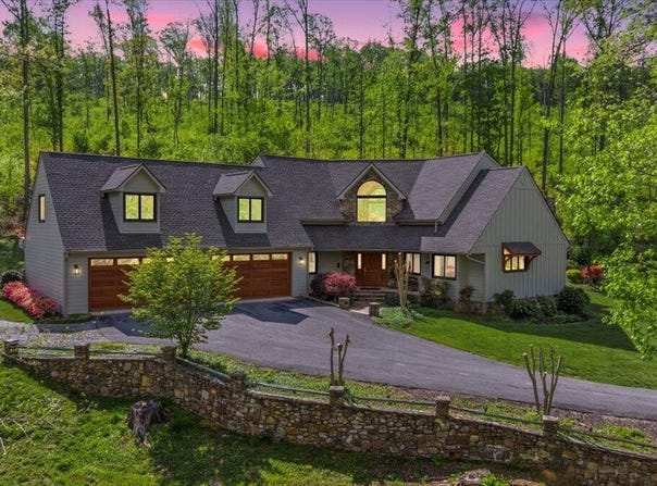 122 Gravelly Ridge RD, Troutville, VA 24175