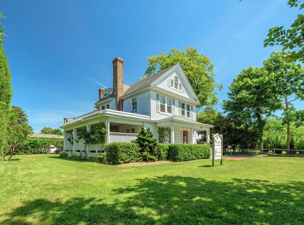 149 Hampton Road, Southampton, NY 11968
