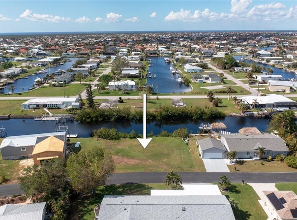 4421 PELICAN POINTE DRIVE, PUNTA GORDA, FL 33950