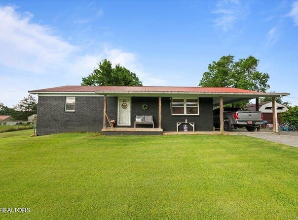 214 Higdon Lane, LaFollette, TN 37766