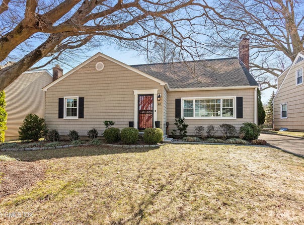 28 Crestview Avenue, Stamford, CT 06907