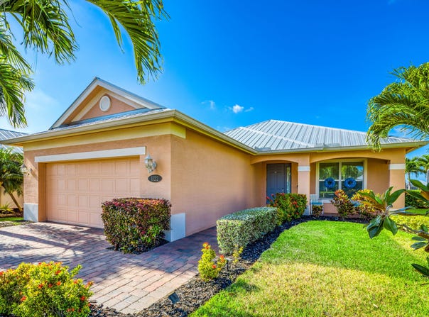 1122 4th Lane SW, Vero Beach, FL 32962