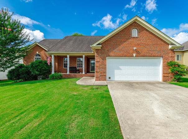 212 Cox Lane, Soddy Daisy, TN 37379