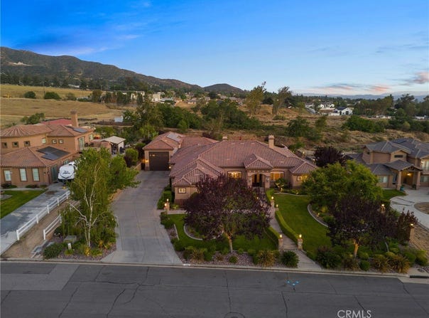 35929 Creekside Road, Yucaipa, CA 92399
