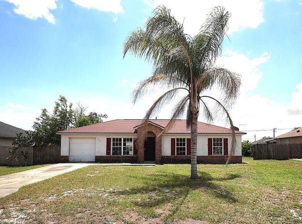 2041 SWANSON DRIVE, DELTONA, FL 32738