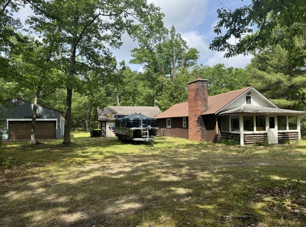 4634 Wilson Road, Indian River, MI 49749