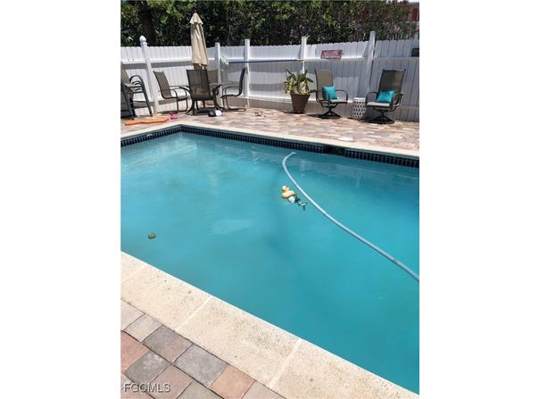 106 Hibiscus Drive, Fort Myers Beach, FL 33931