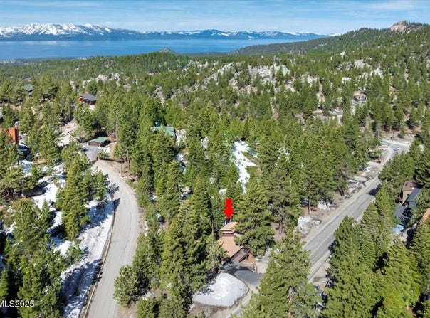 226 S Benjamin Drive, Stateline, NV 89449