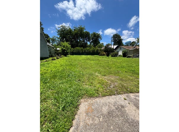 42 W Apache Ave, McAlester, OK 74501