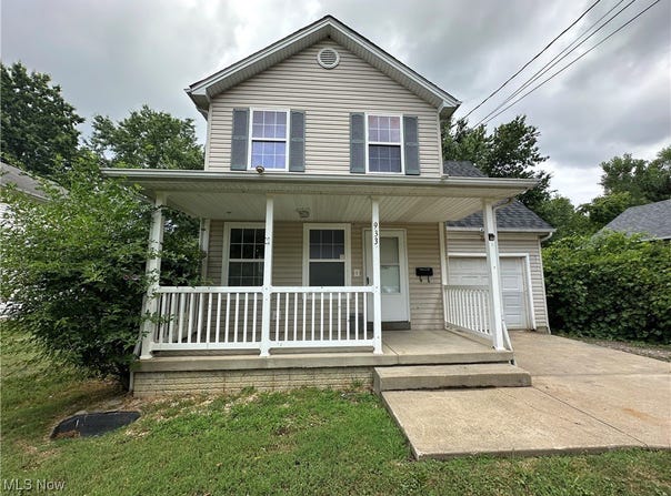 933 W 37th Street, Ashtabula, OH 44004