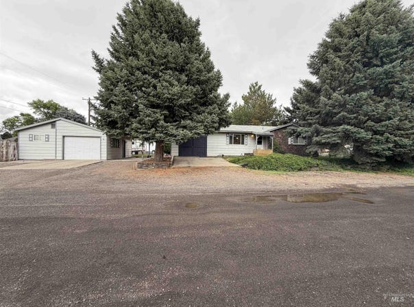 311 S Ave. E, Hagerman, ID 83332