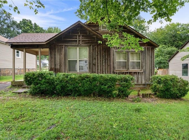 1422  N 36th  ST, Fort Smith, AR 72904